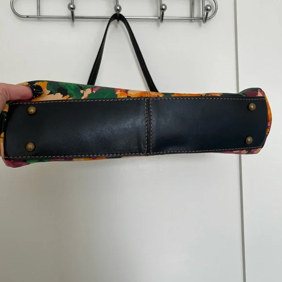 Patricia Nash Ferrara frame in bloom romance - Picture 3 of 4